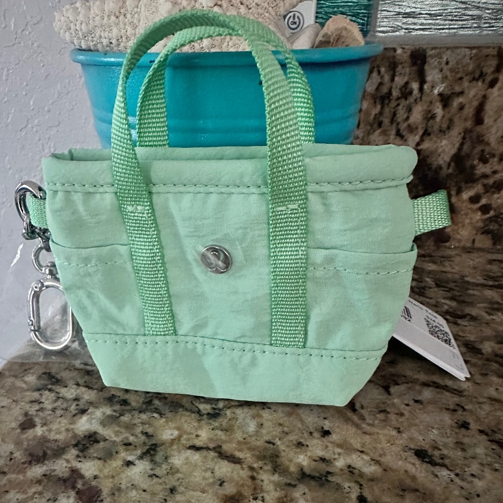 Lululemon Daily Multi-Pocket Nano Tote Bag in  Citra Lime NWT